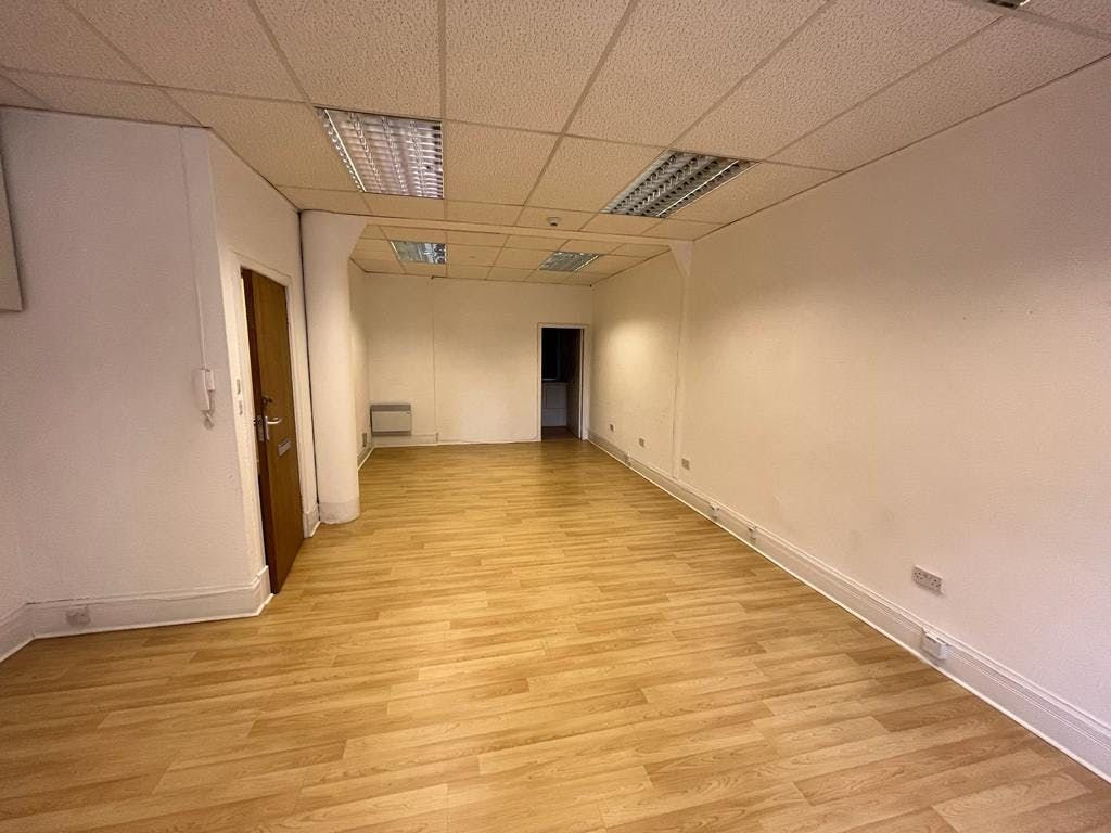 Property photo 2 of 4 Photo-2022-08-19-07-04-15 5.Jpg