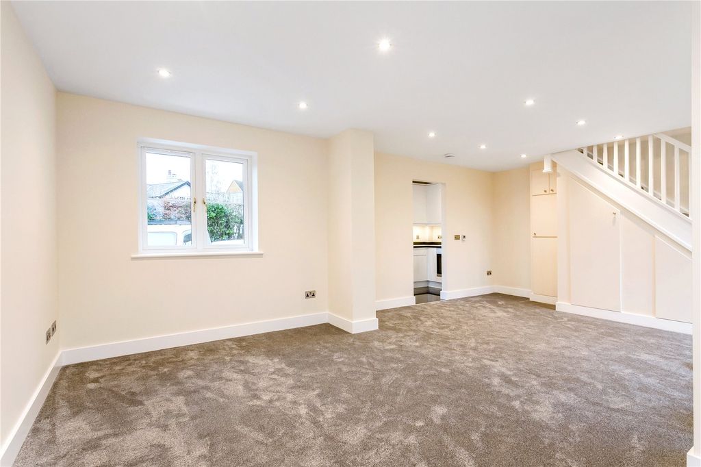 Property photo 2 of 9 Picture No. 06