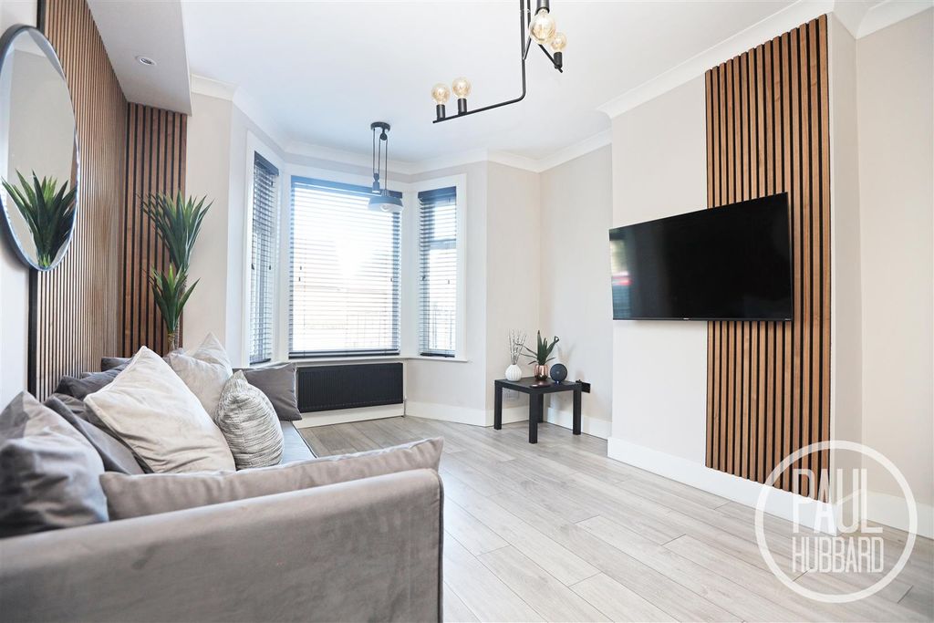 Property photo 3 of 15 7R5A4839.Jpg