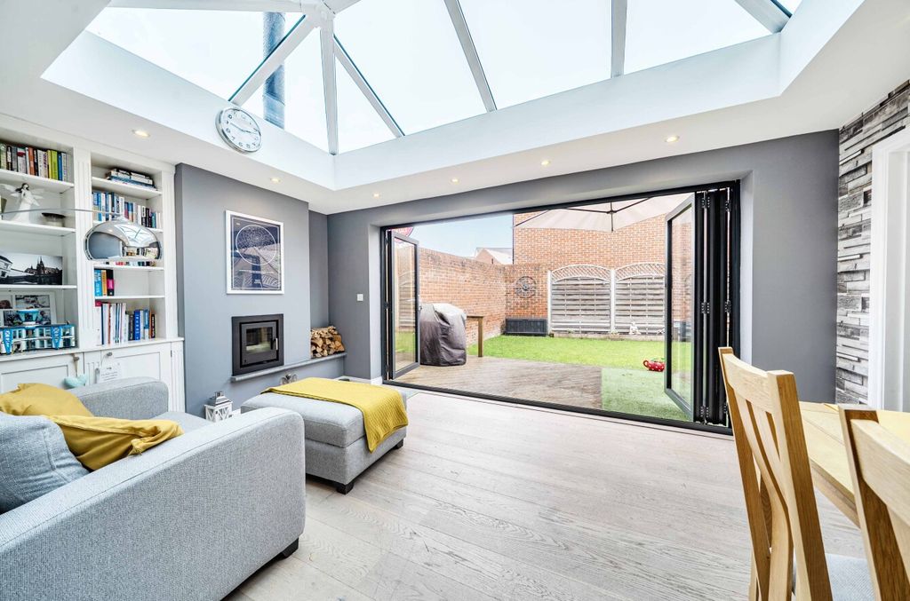 Property photo 2 of 25 1470434-19-6A1Ff7...