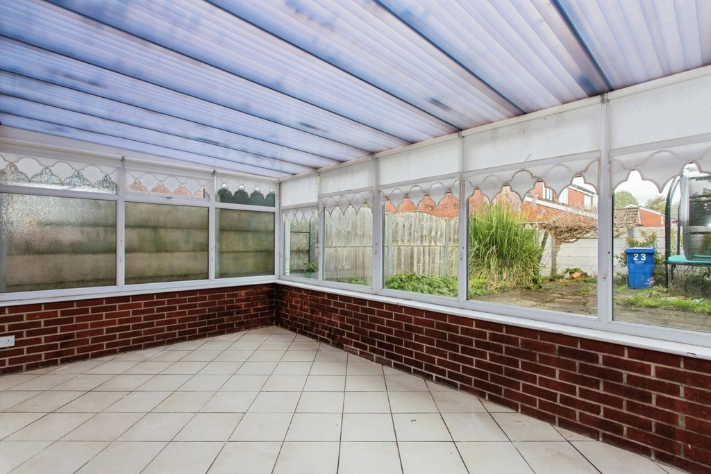 Property photo 3 of 17 Pbox-Img.Jpg