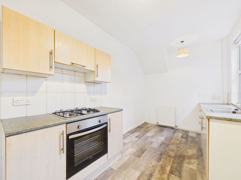 Property photo 1 of 9 Kitchen