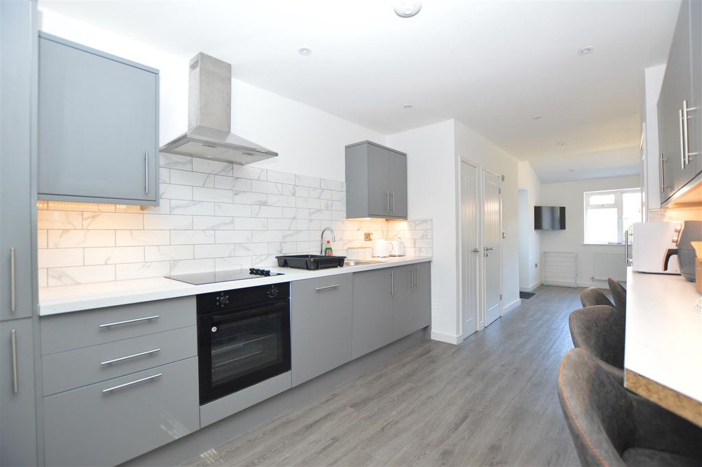 Property photo 1 of 12 Dsc_0165.Jpg