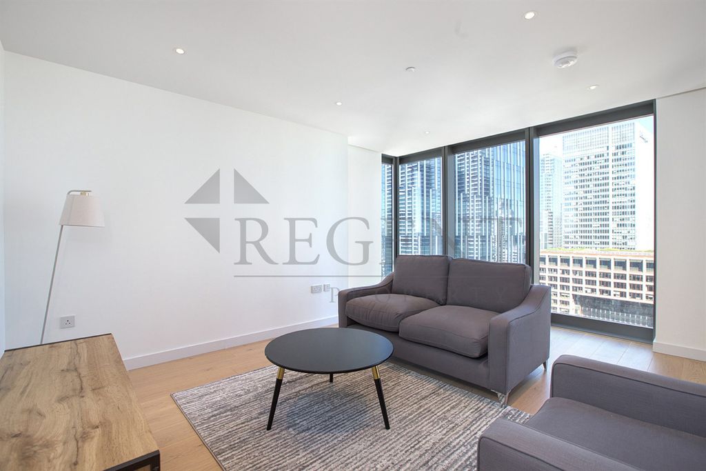 Property photo 2 of 10 Reception