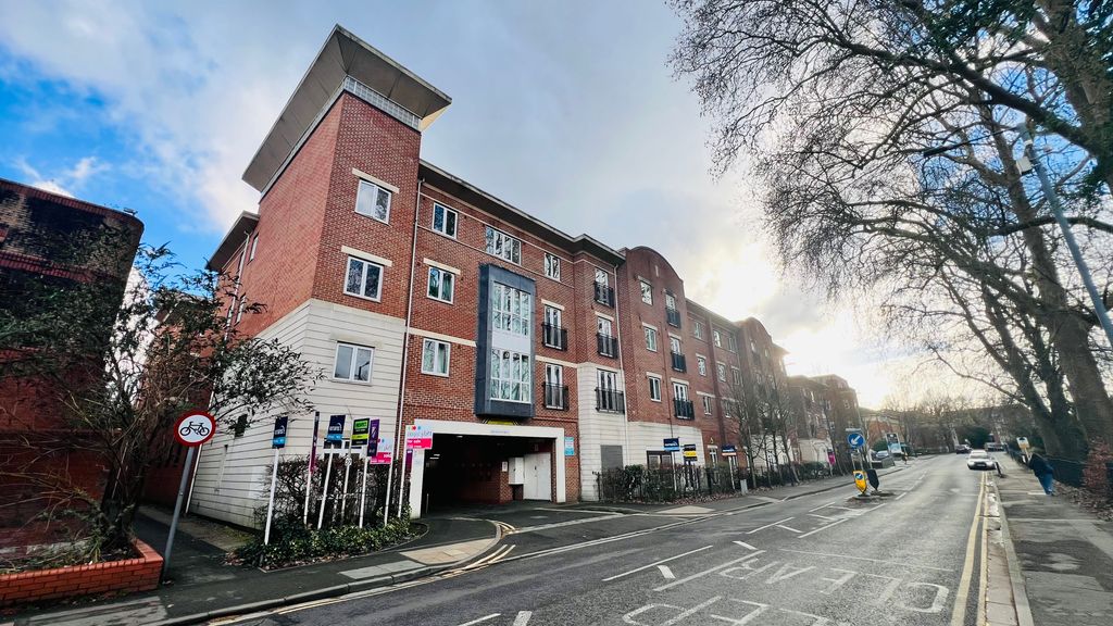 Property photo 1 of 11 Exterior