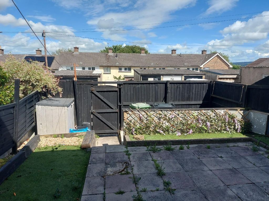 Property photo 3 of 10 1000009172.Jpg
