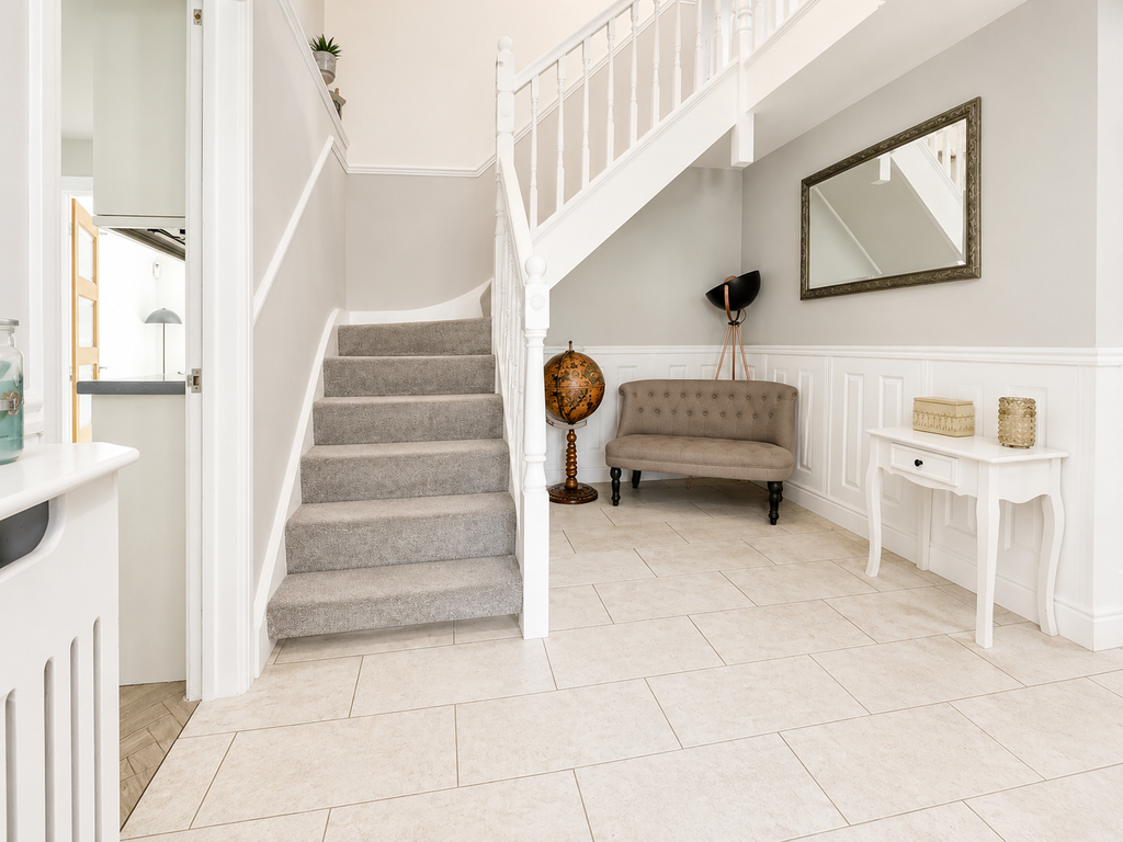 Property photo 2 of 28 73Dd7069-1Dea-41A1-B85F-E9D6085F4E47