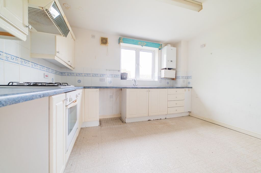 Property photo 2 of 11 Call 02920 454555 To Secure Your Viewing_1