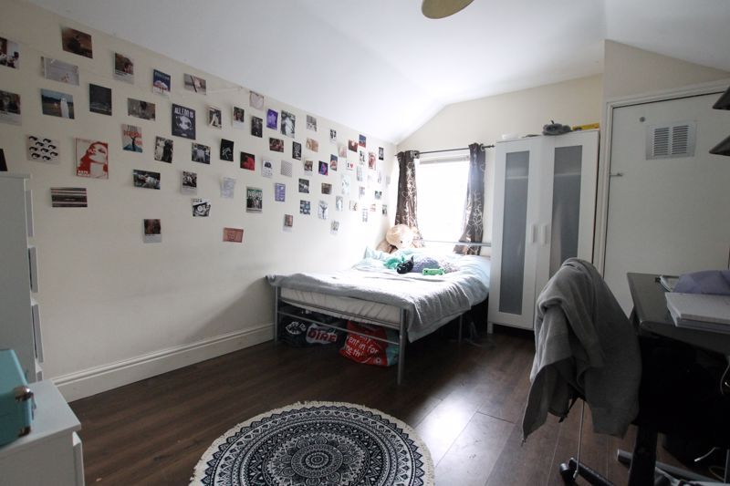 Property photo 2 of 10 Photo 8