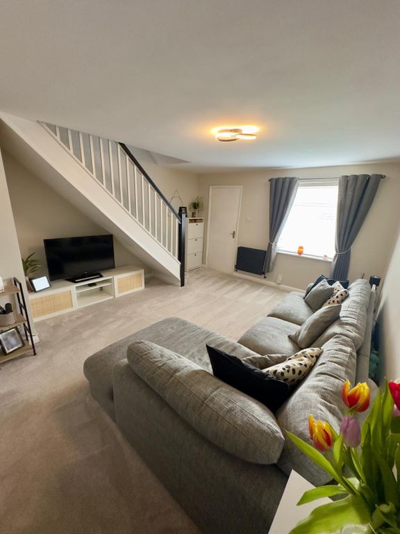 Property photo 2 of 22