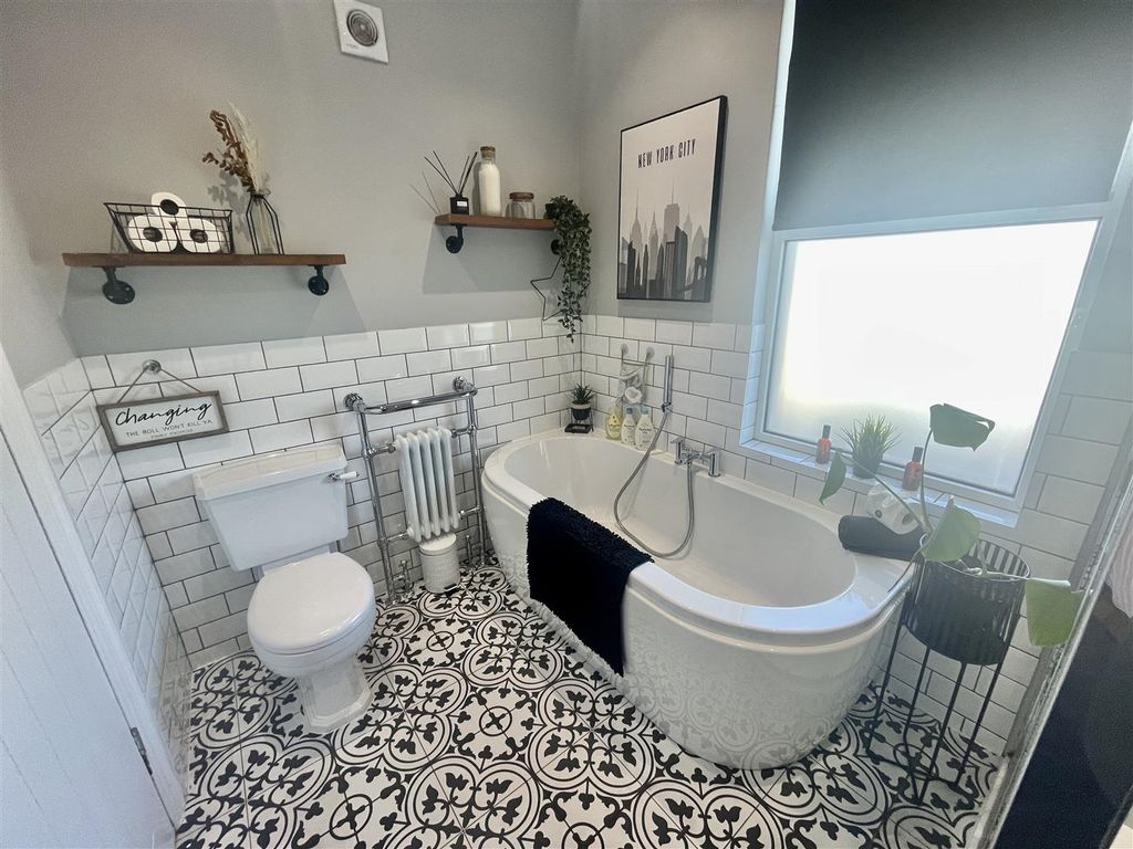 Property photo 3 of 23 Fullsizerender.Jpeg