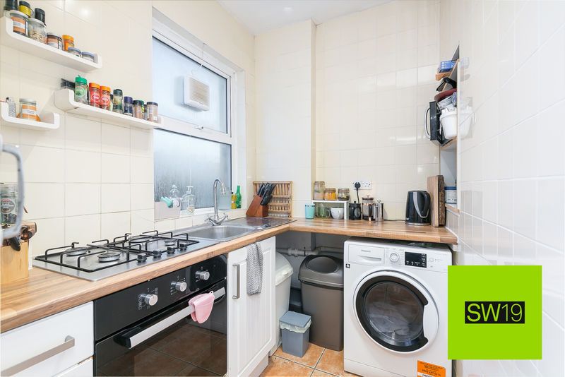 Property photo 3 of 12 Photo 7