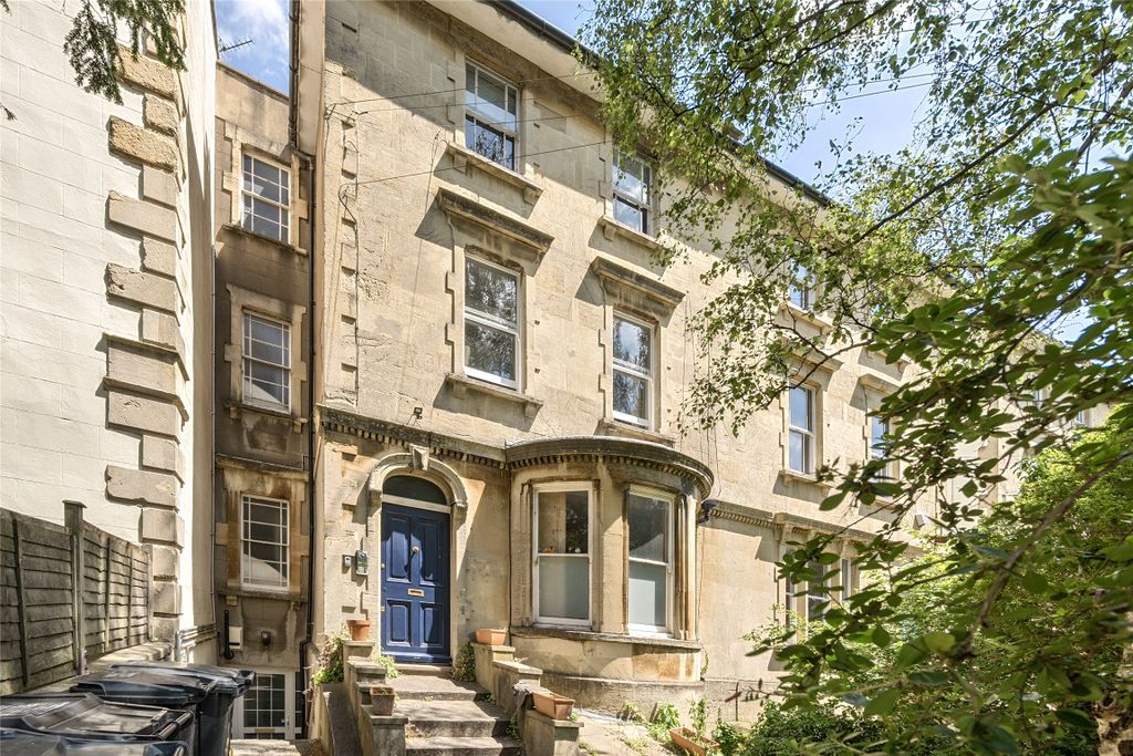 Property photo 3 of 13 Picture No. 47