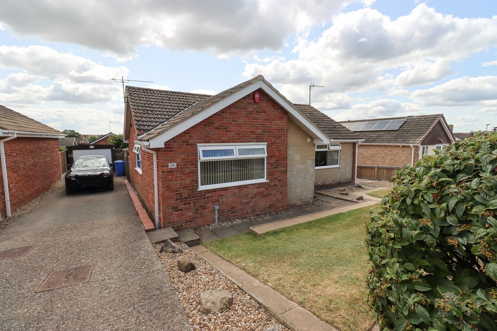 Property photo 1 of 24