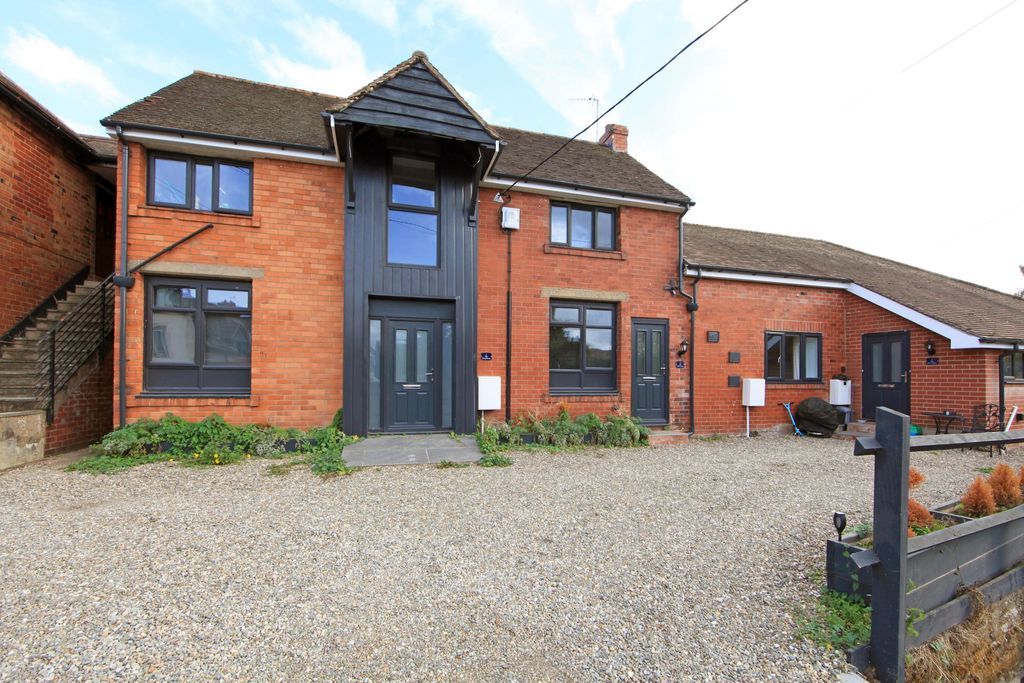 Property photo 1 of 13 Photo 16