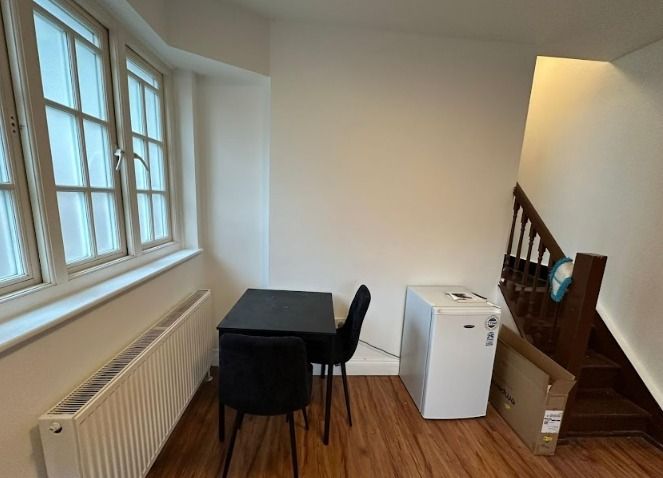 Property photo 1 of 6 Image 1