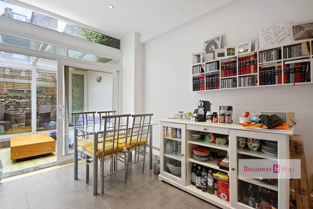 Property photo 3 of 15 Picture No. 11