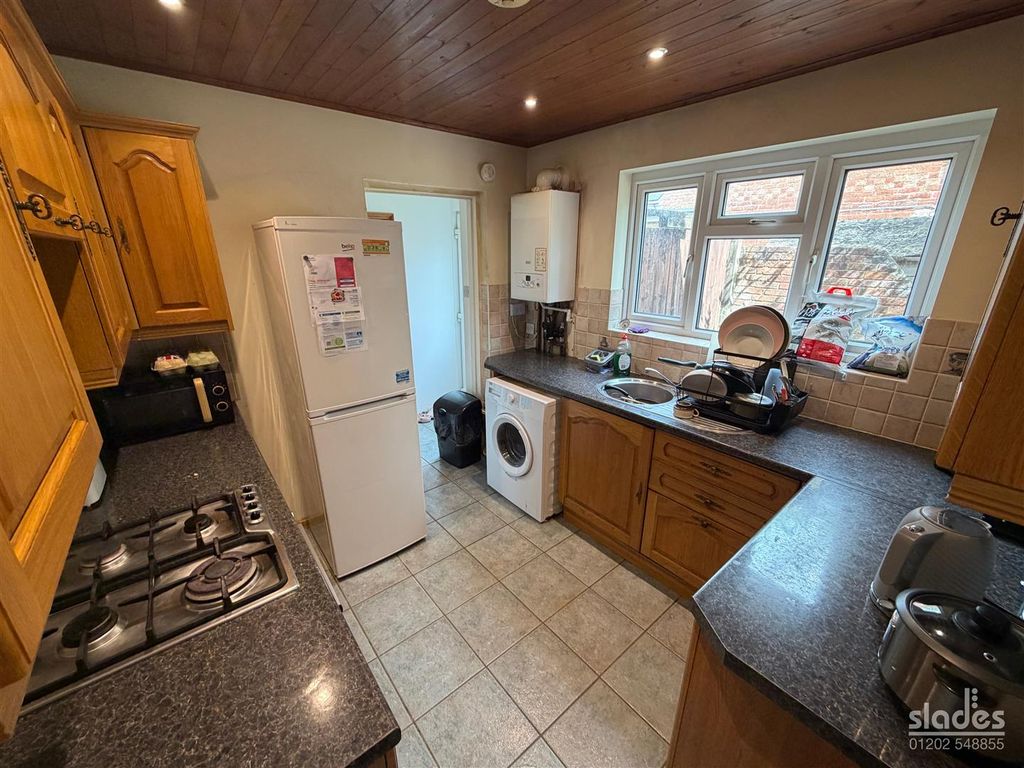 Property photo 3 of 17 E4C6Aa27-7F0B-43Bb-BA71-89F60574762C.Jpg