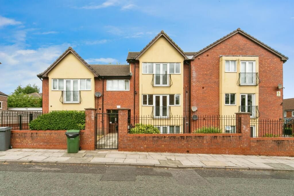 Property photo 1 of 14 Image