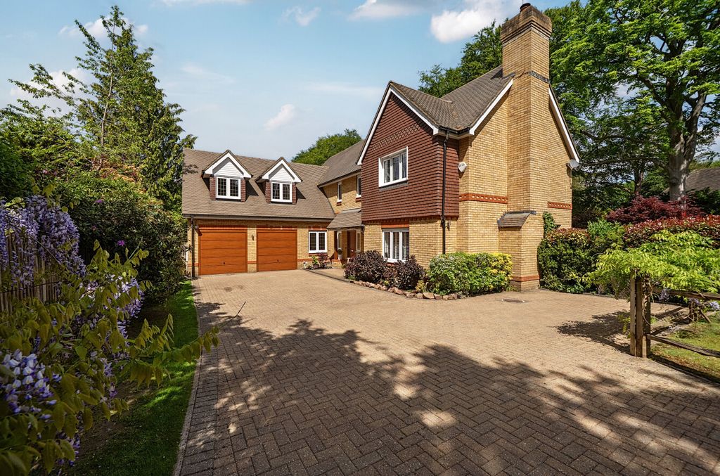 Property photo 1 of 28 1448884-42-69Fb3c...