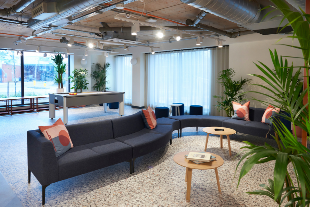 Property photo 1 of 25