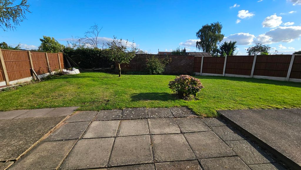 Property photo 2 of 22