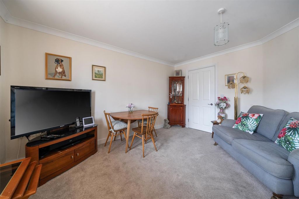 Property photo 3 of 13 1422299-4-69A1970B3F6E4.Jpg