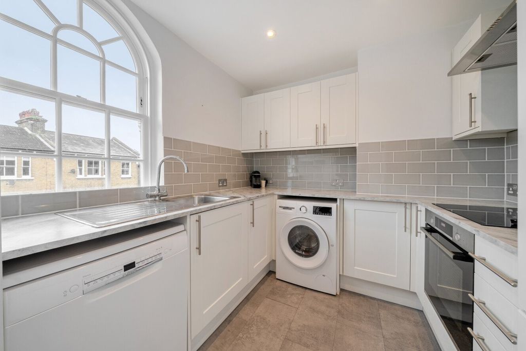 Property photo 2 of 14 Picture No. 09