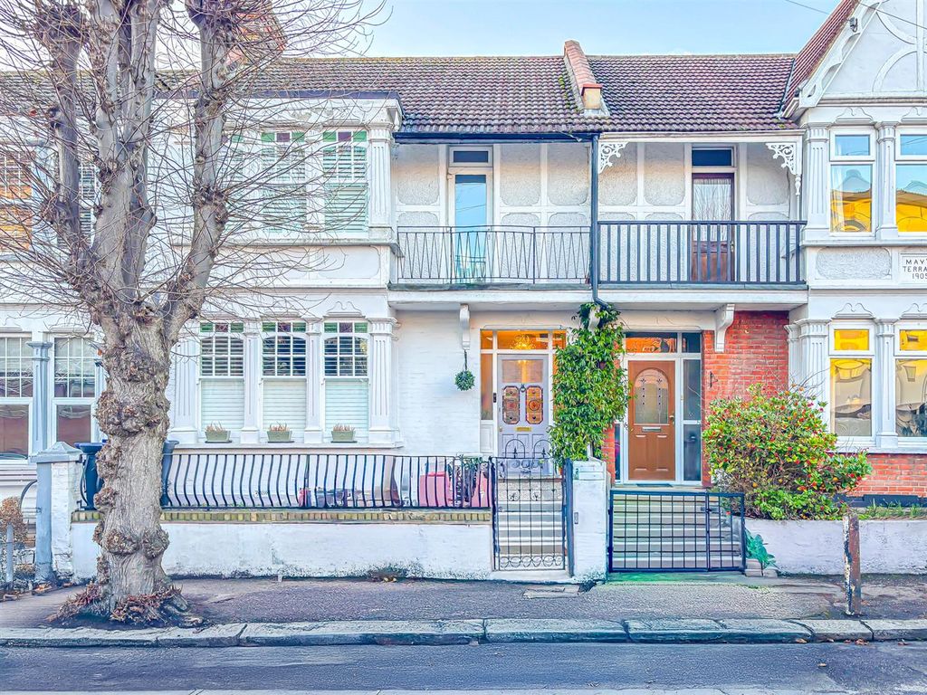 Property photo 1 of 16