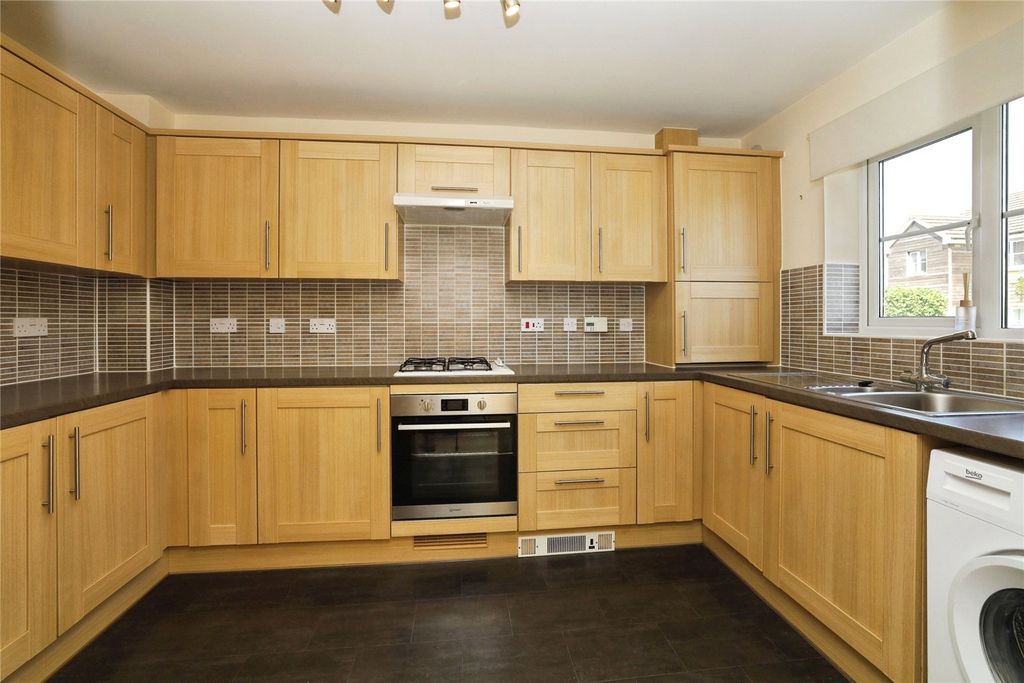 Property photo 2 of 18 Picture No. 02