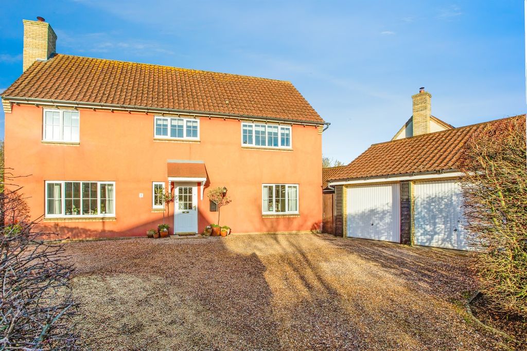 Property photo 1 of 24