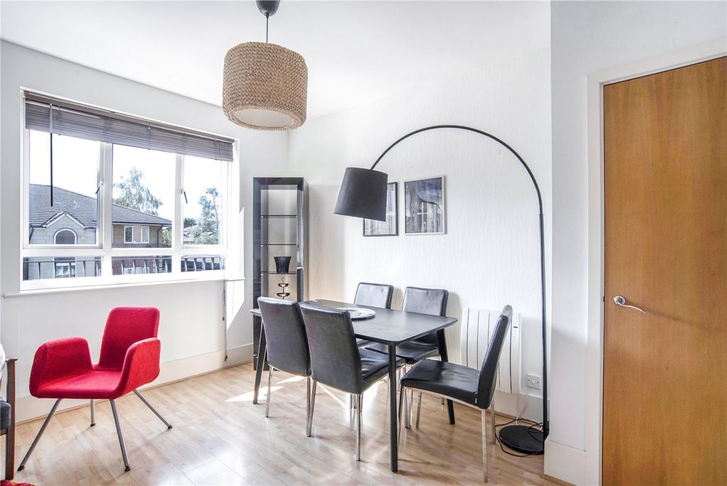 Property photo 1 of 10 Reception Room