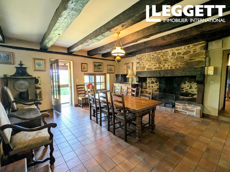 Property photo 3 of 10