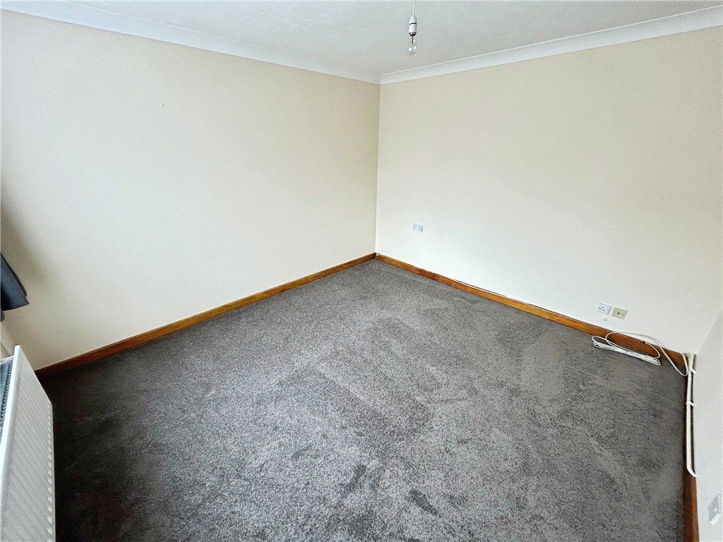 Property photo 2 of 12 Picture No. 06