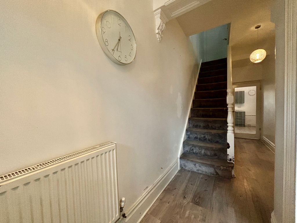 Property photo 3 of 30