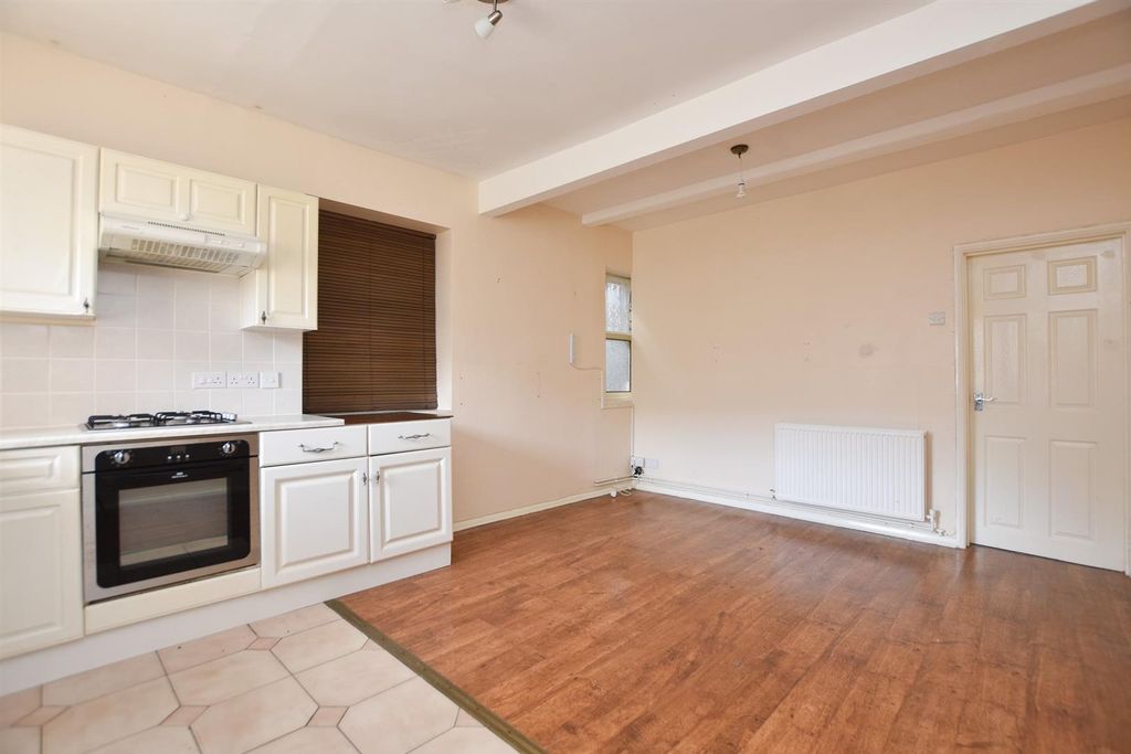 Property photo 3 of 10 Open Plan Living Space