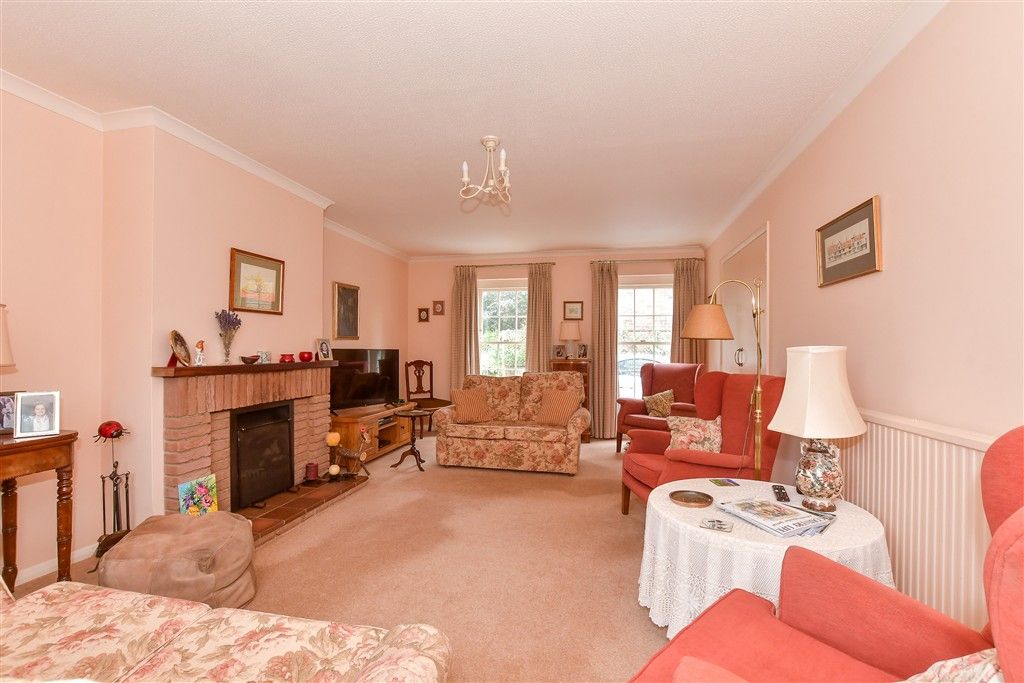 Property photo 2 of 15 Sitting Room