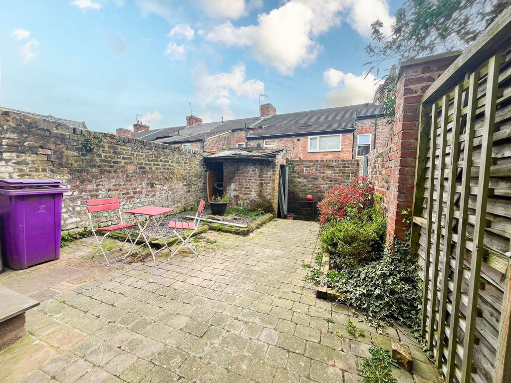 Property photo 3 of 15