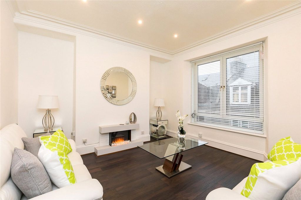 Property photo 2 of 7 Photo 2