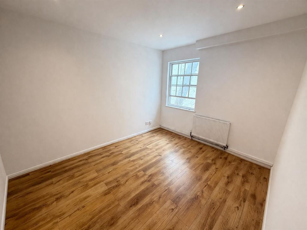 Property photo 3 of 6 7.Png