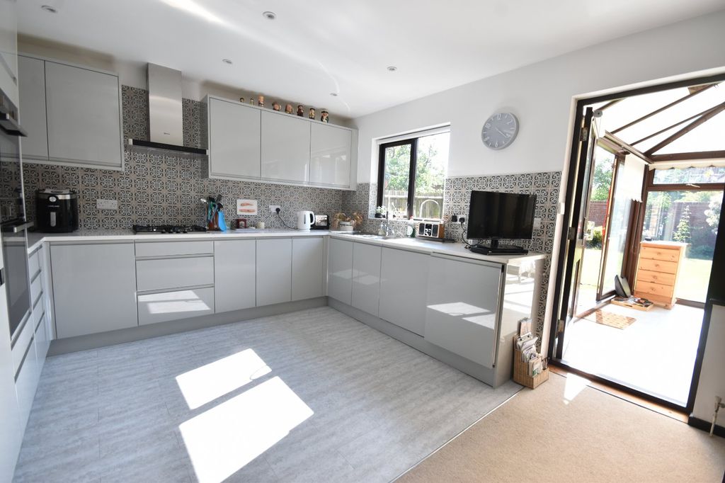 Property photo 3 of 13 Picture No. 06