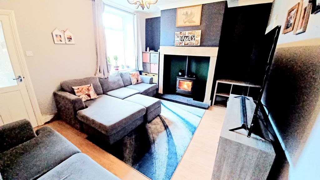 Property photo 2 of 18 20251210_121456