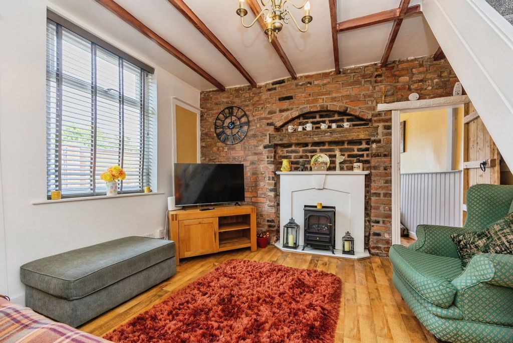 Property photo 3 of 11 Pbox-Img.Jpg