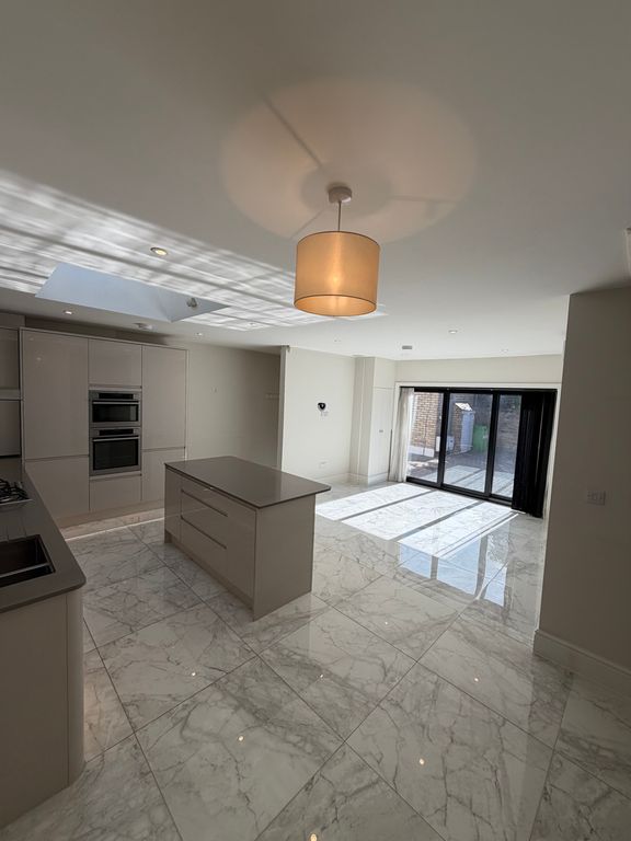 Property photo 2 of 10 Open Plan Living Room