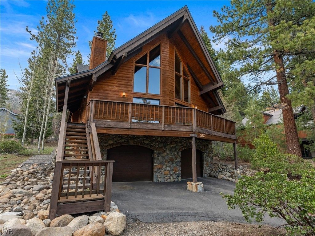Property photo 1 of 30