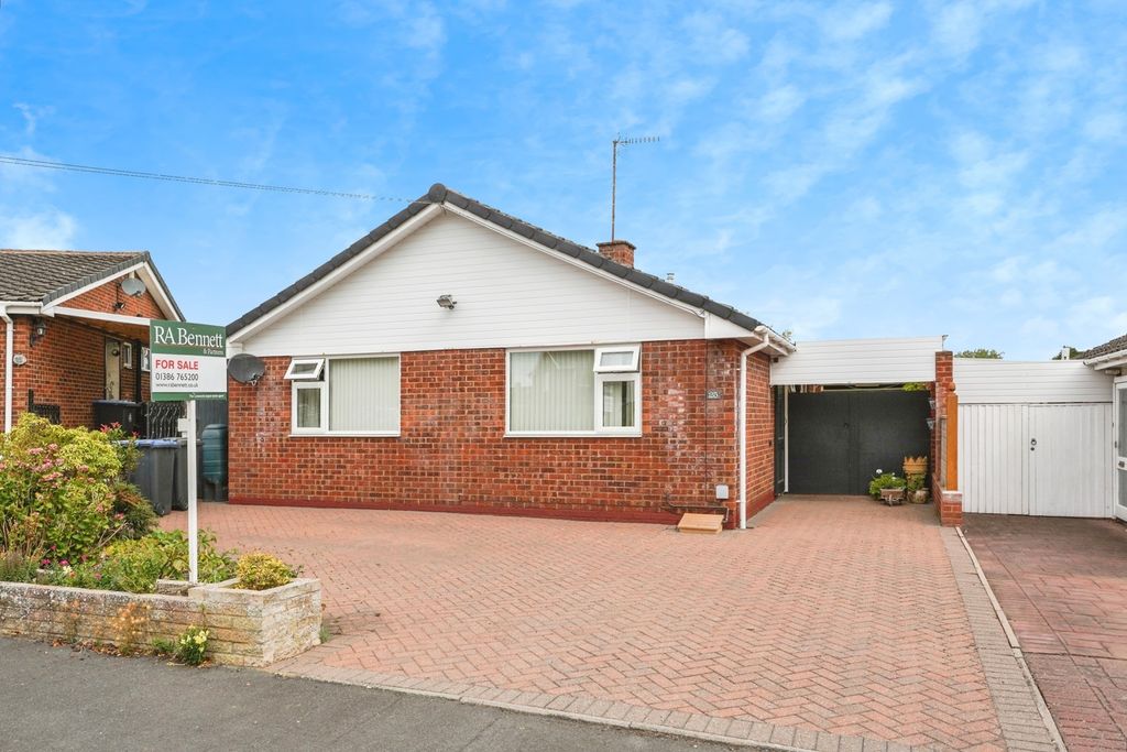 Property photo 1 of 17 Photo