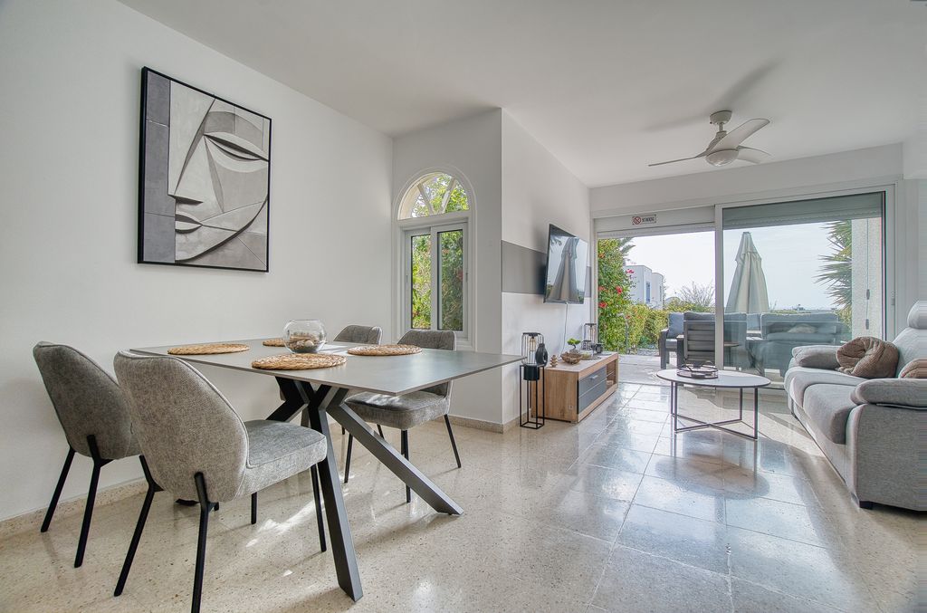 Property photo 3 of 46