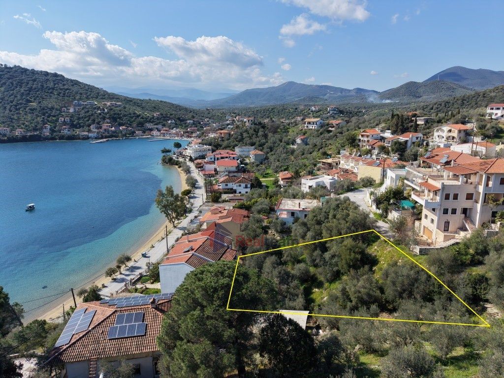 Property photo 2 of 29