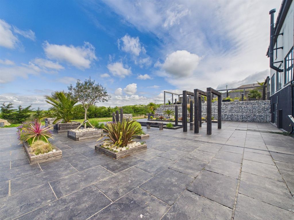 Additional image 53 of 5 bed property for saleChene Road, Peacehaven BN10