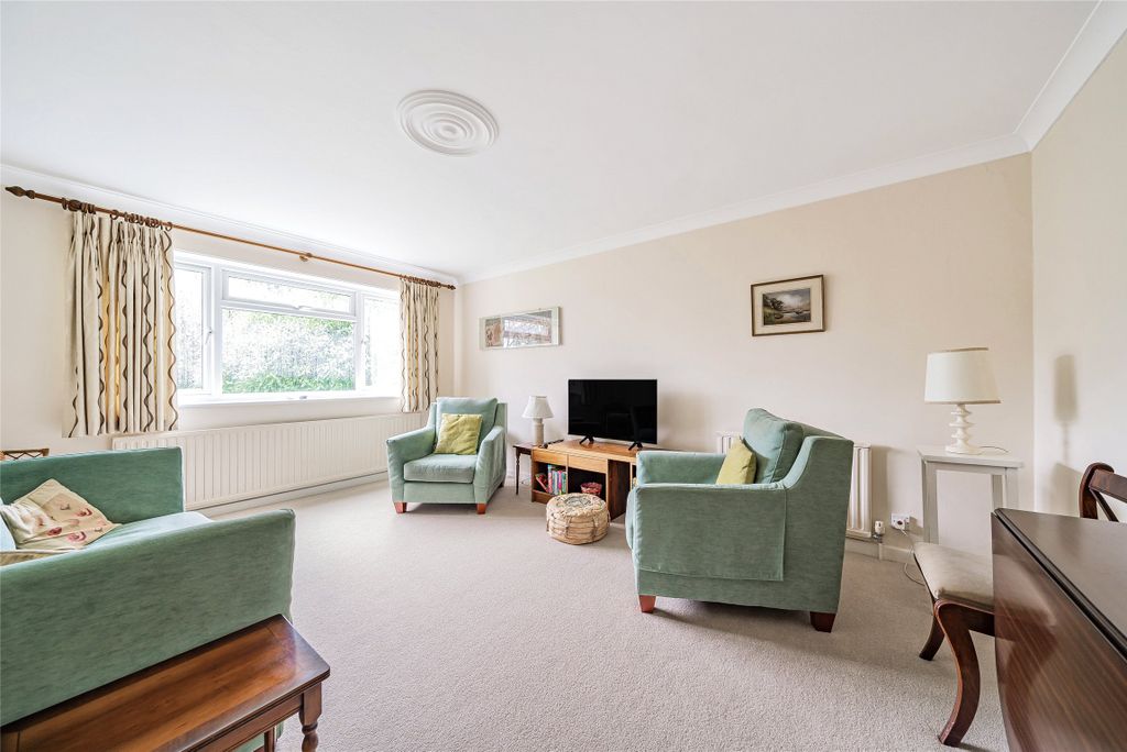 Property photo 2 of 11 Picture No. 56